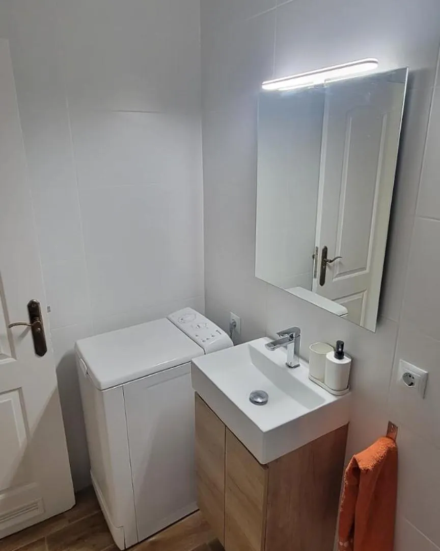 Aparthotel Comodoro- Ravel Los Cristianos  Španělsko