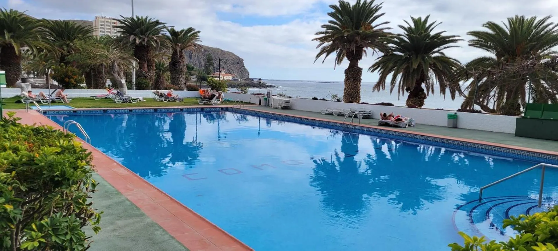 Comodoro- Ravel Aparthotel Los Cristianos