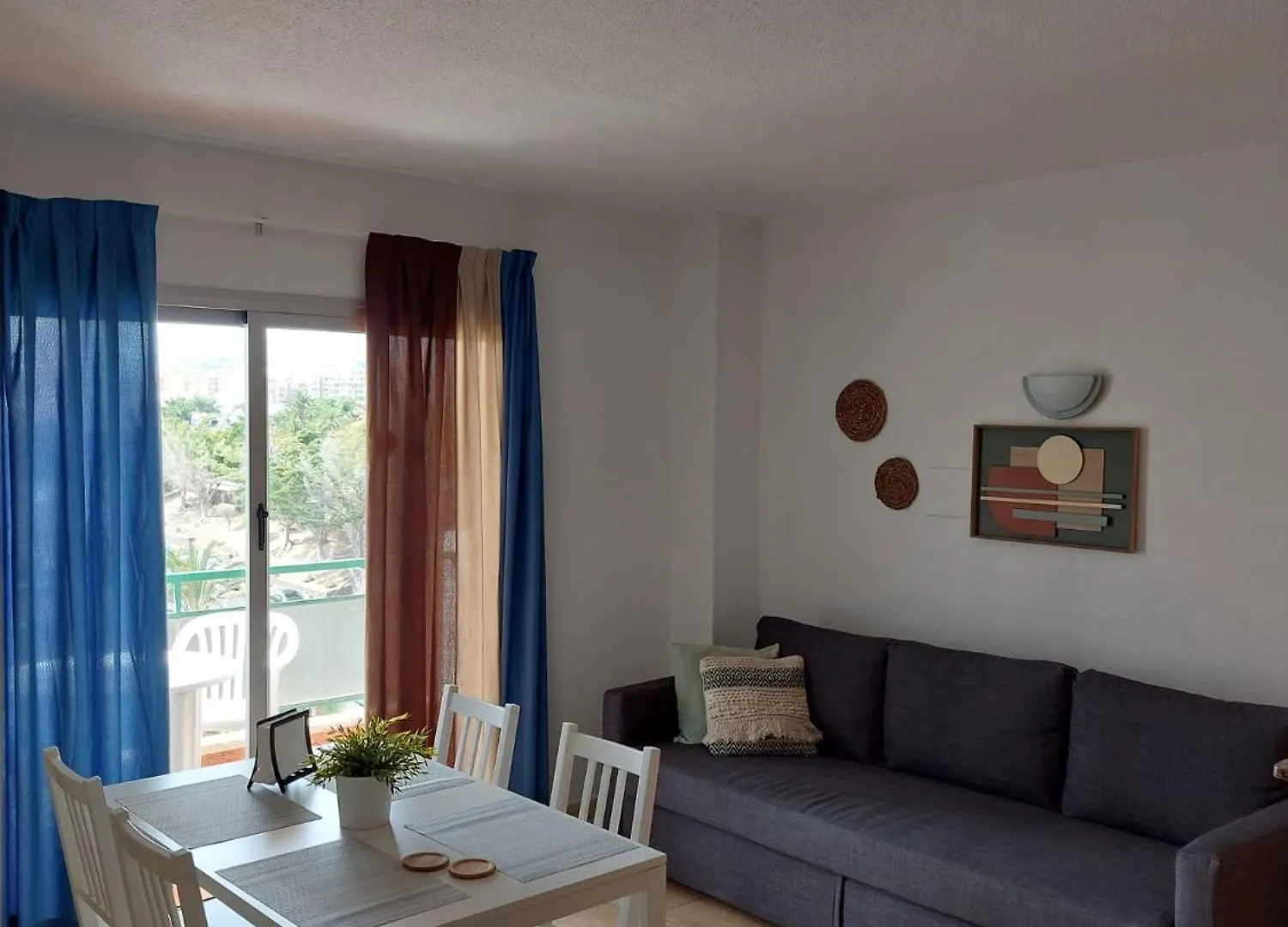 Comodoro- Ravel Aparthotel Los Cristianos  Los Cristianos (Tenerife)